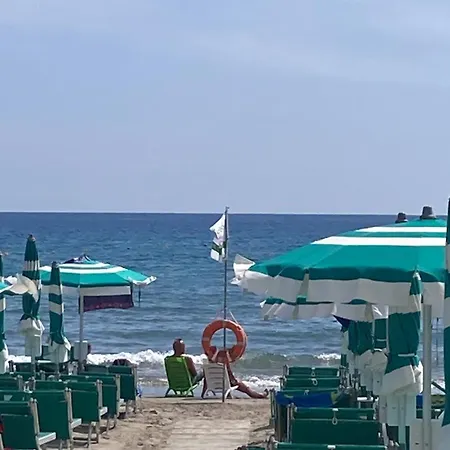 شقة Sul Lungomare Piccolo Nido D'amore